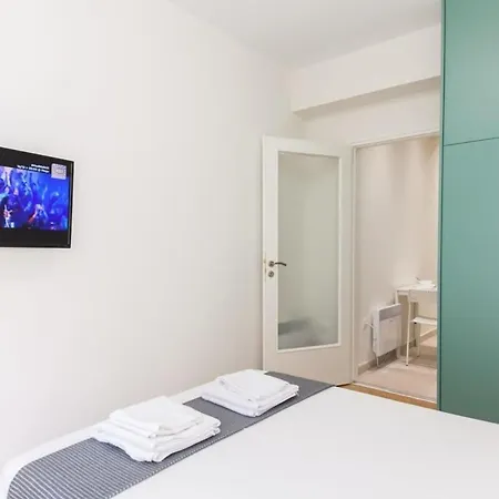 Apartment Ampelokipoi Modern Cozy For 2